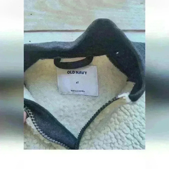 Old Navy Toddler Boys Zip Up Fleece Sherpa Sweater Jacket Grey Beige Size 4T - Picture 3 of 7